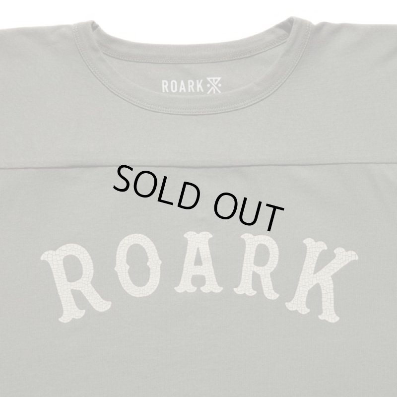 画像4: ROARK (ロアーク) | “MEDIEVAL LOGO” 3/4 SLEEVE TEE  (4)