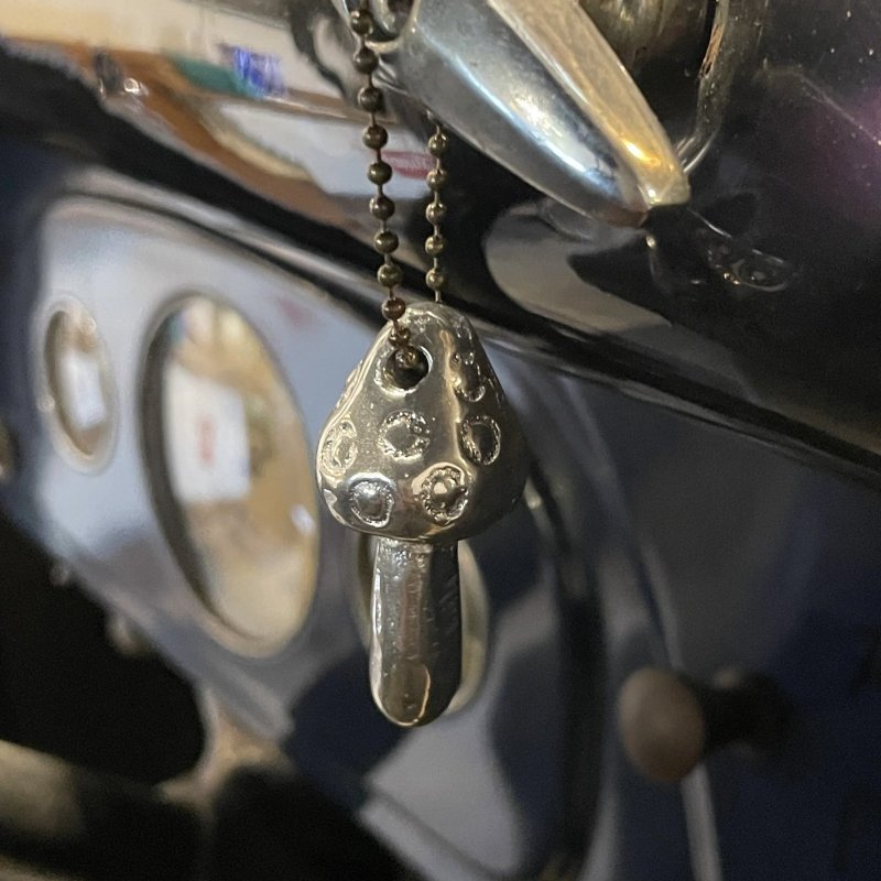 画像1: THE FEVER INC | MUSHROOM KEY CHAIN 1  (1)