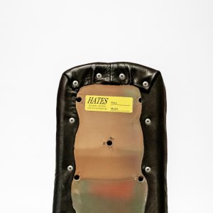 画像4: HATES SEAT CO. | TUCK ROLL COBRA SEAT side to side 