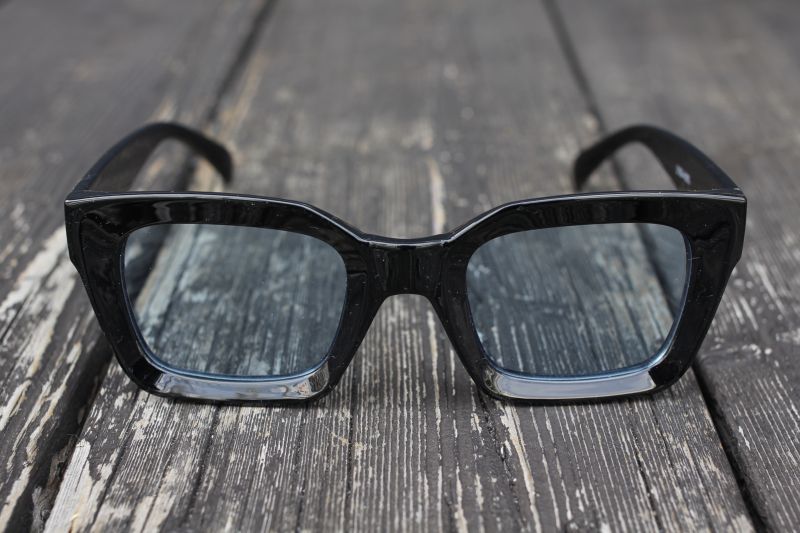 where can i find cheap sunglasses