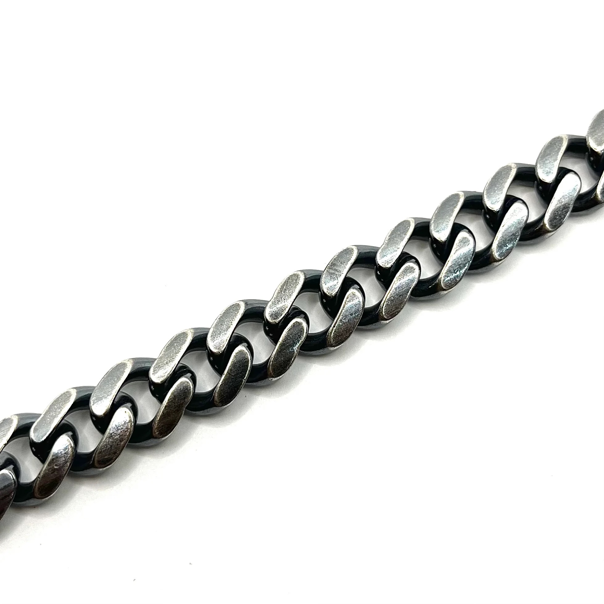 HATCHET Metal Work Studio (ハチェットメタルワークスタジオ