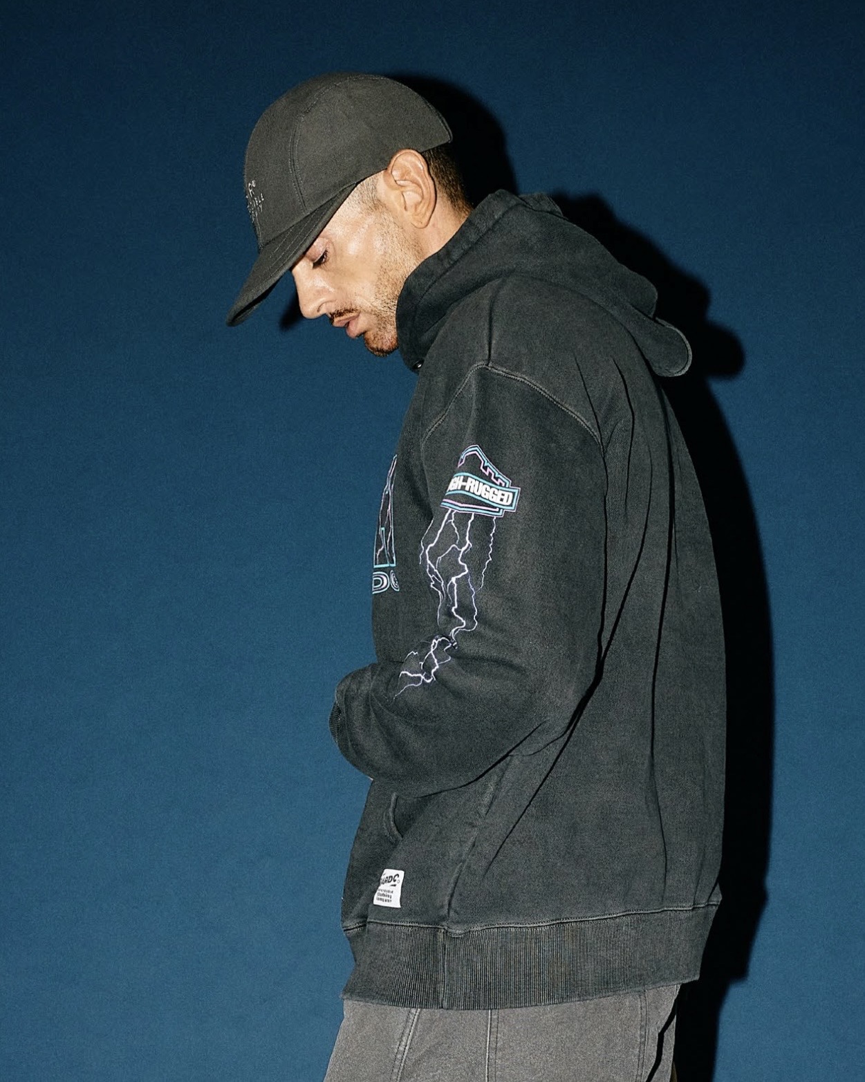 画像: ROUGH AND RAGGED (ラフアンドラゲッド) | DESIGN HOODIE 